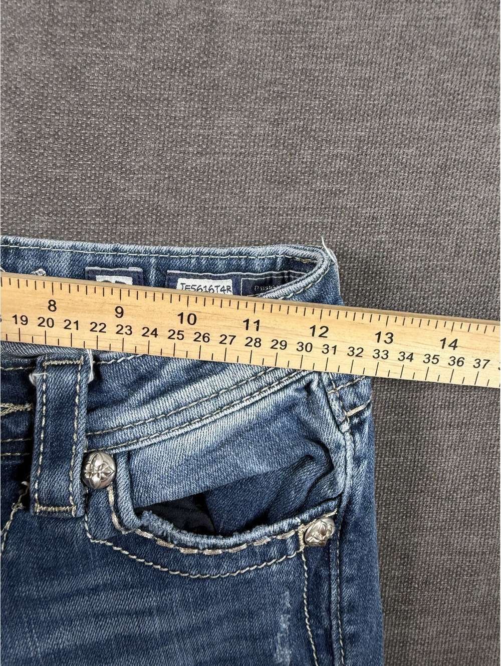 True Religion Women's Skinny Jeans with Distressed Detailing, Size 23 - Picture 6 of 13